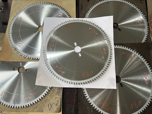 acheter Freud qualité TCT lame de scie Pour la coupe de bois Panneau industriel dimensionnement lame de scie circulaire online manufacture